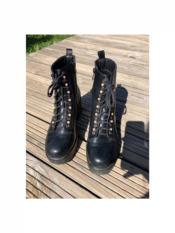 Bottines noires courtes