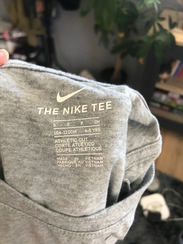 T-shirt nike gris