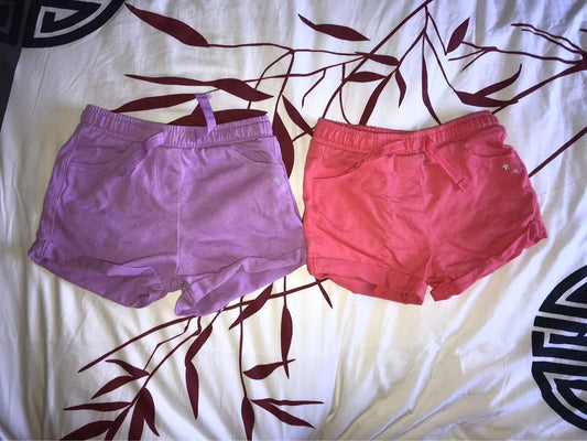 Short fille