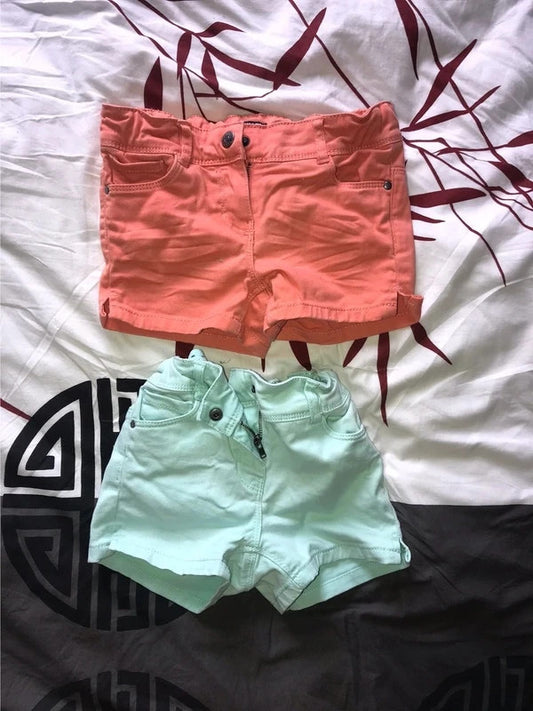 Short fille